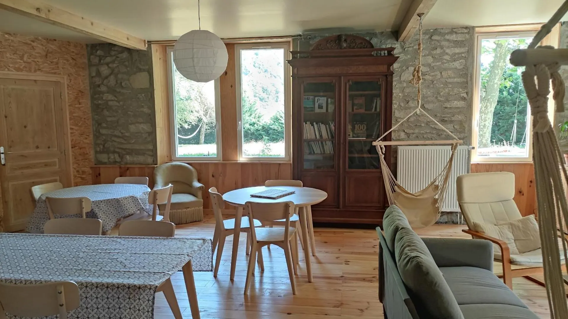 Guest house Chambre Platane Cadeac