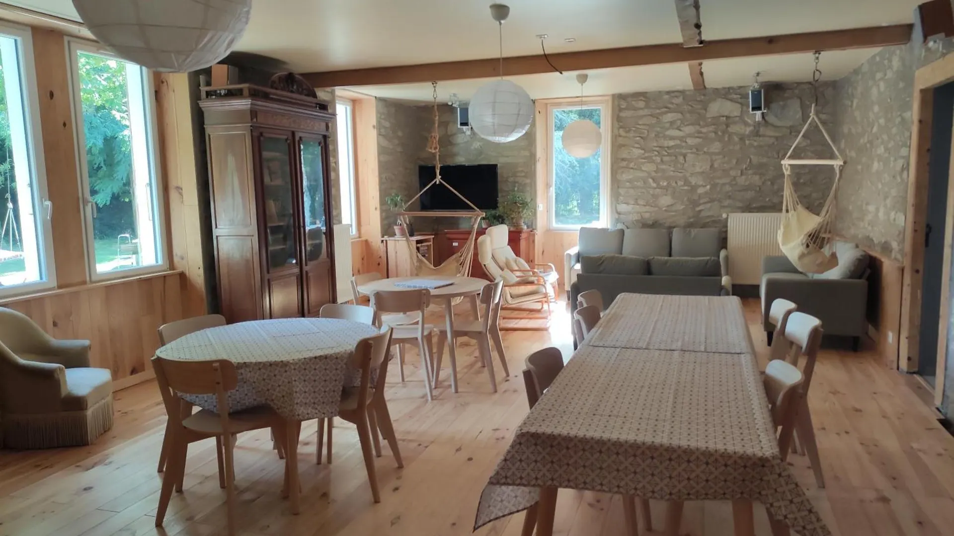 Chambre Platane Cadeac 0*,  France